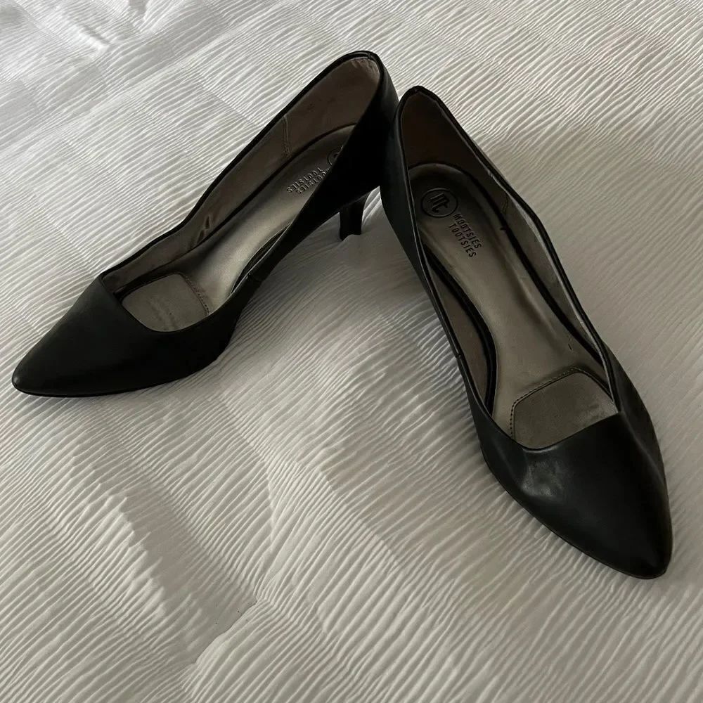 Mootsies Tootsies Black Heels size 10